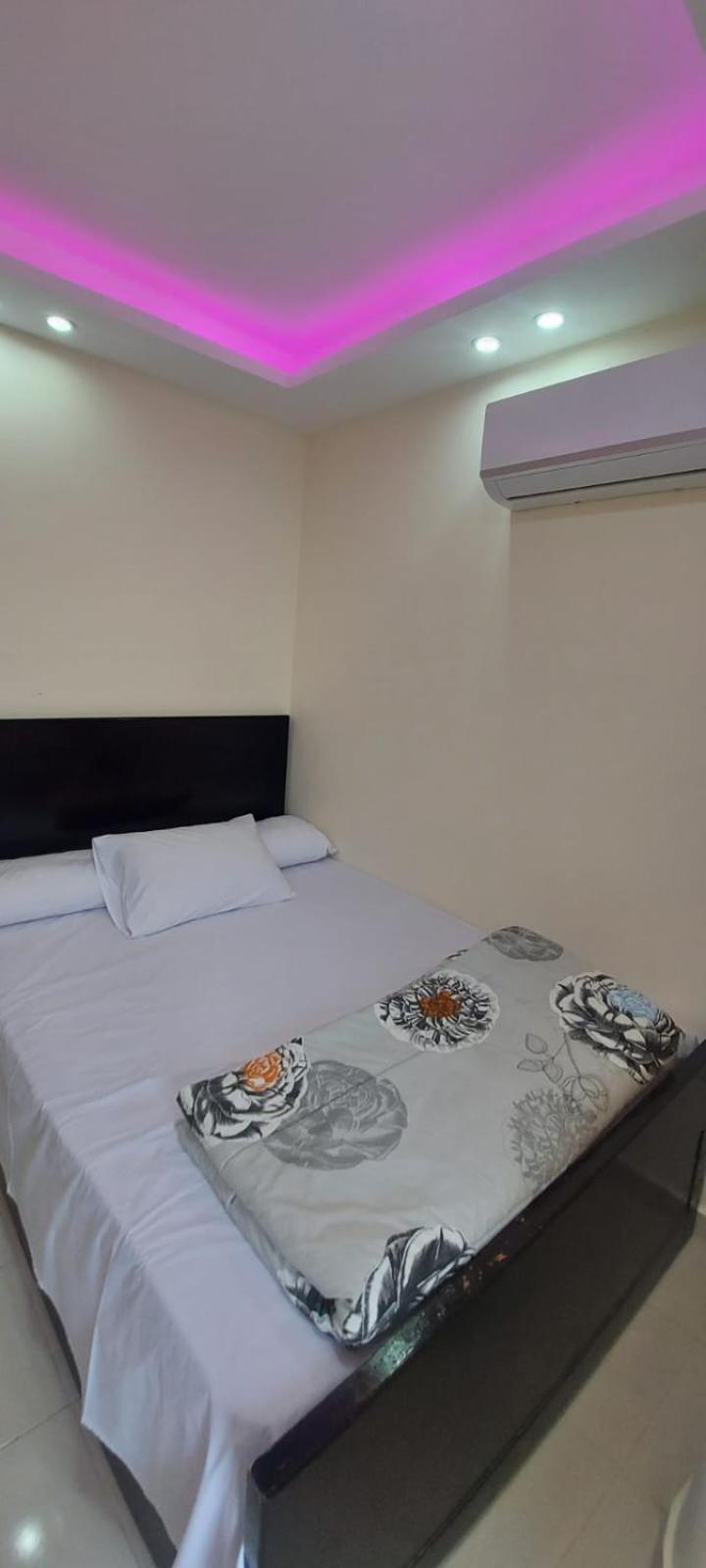 Casablanca Beach For Families And Couples Only Aparthotel Hurghada Room photo